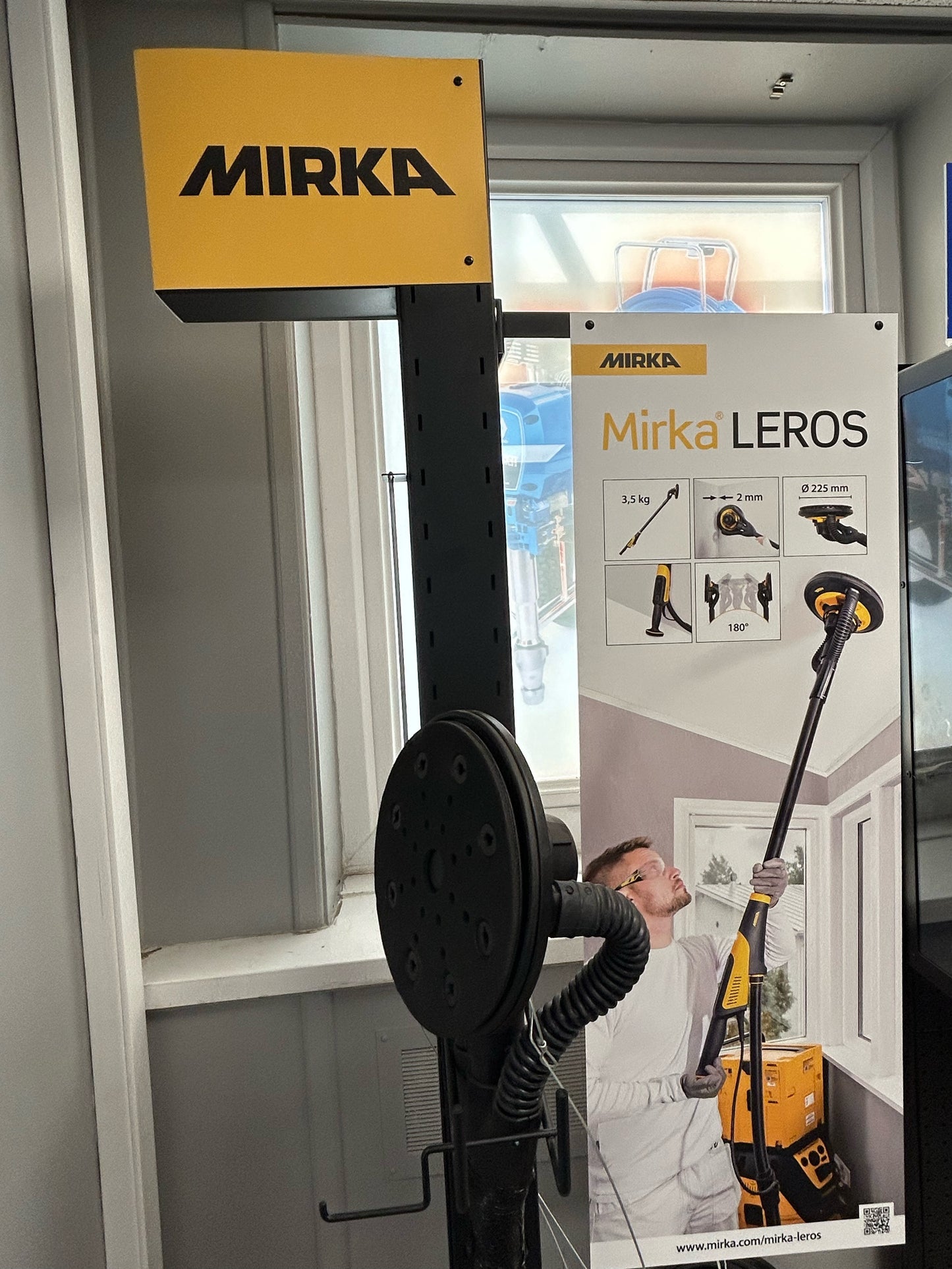 Mirka LEROS 950 Dual Voltage Sander & 1230L L-Class 230V Extractor